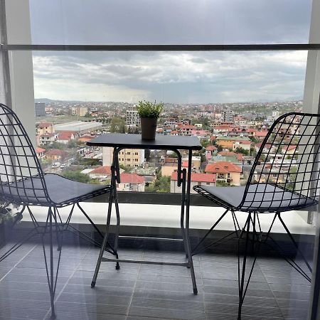Comfy Nest Apartment- Free Parking 地拉那 外观 照片
