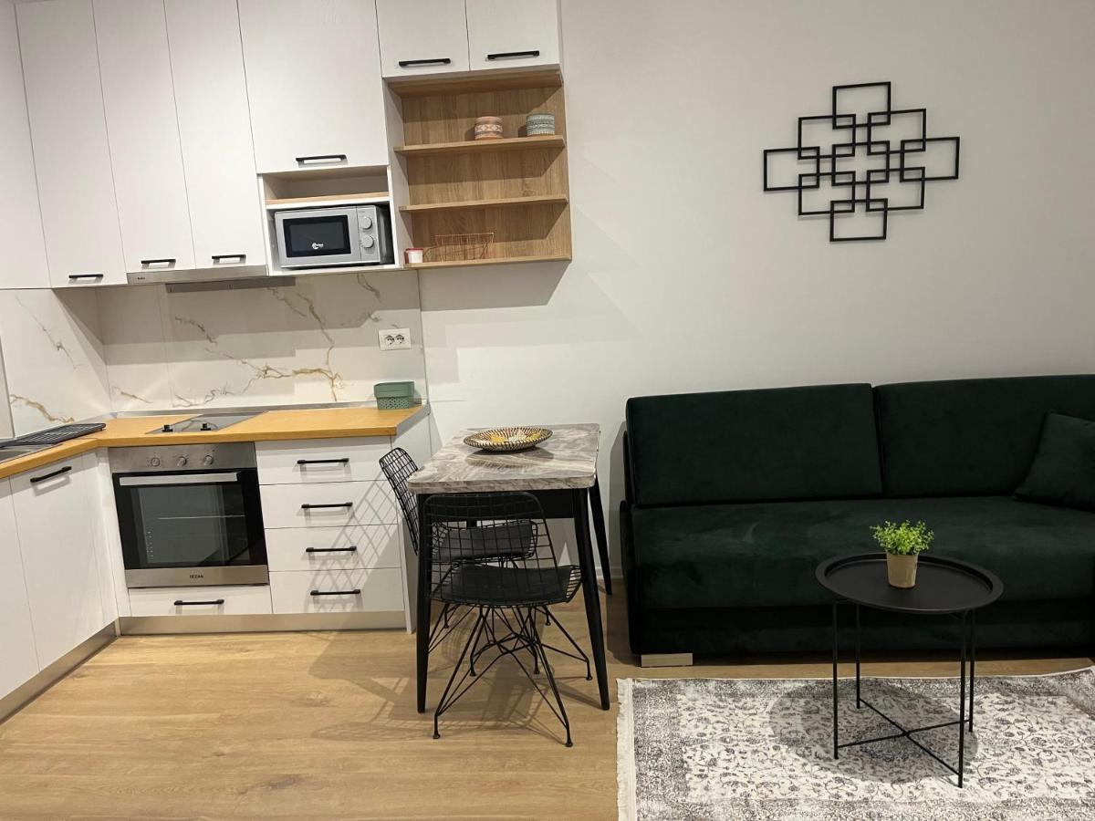 Comfy Nest Apartment- Free Parking 地拉那 外观 照片