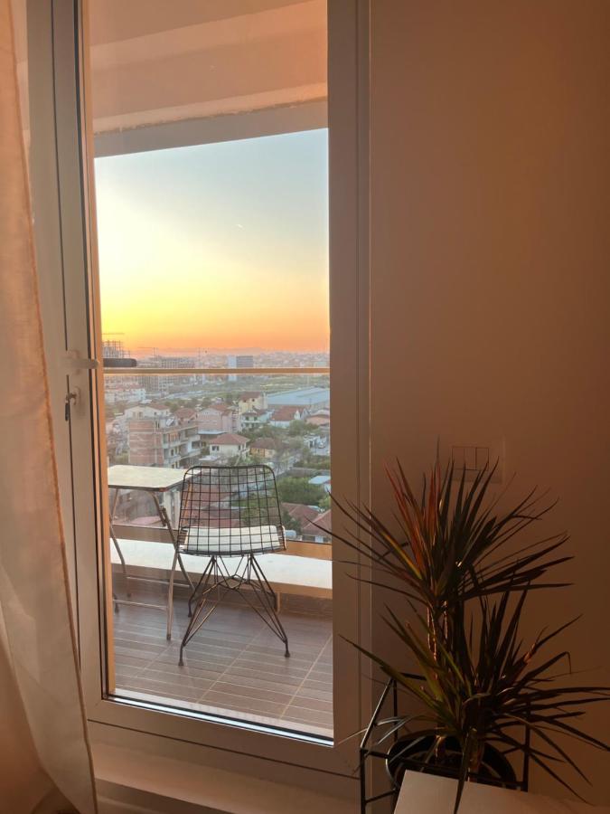 Comfy Nest Apartment- Free Parking 地拉那 外观 照片