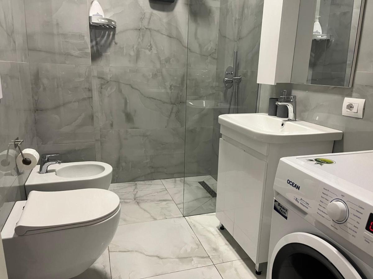 Comfy Nest Apartment- Free Parking 地拉那 外观 照片